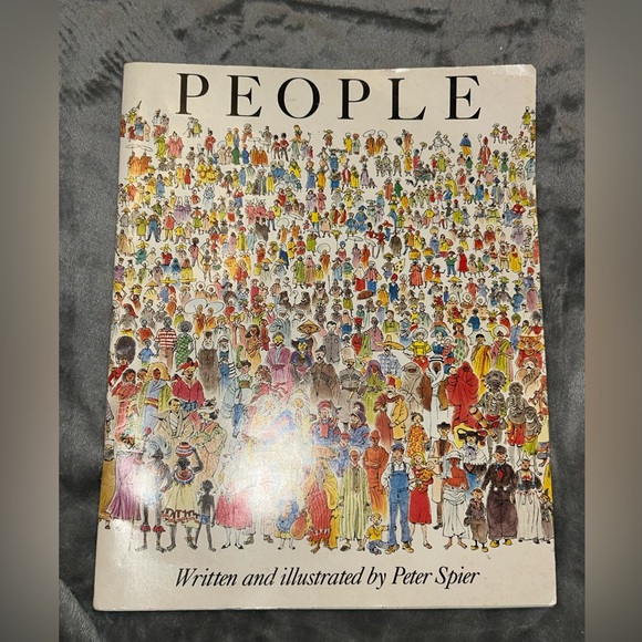 Bantam Books Other - People by Peter Spier, Vintage Paperback, Extra Large Book, 1980
